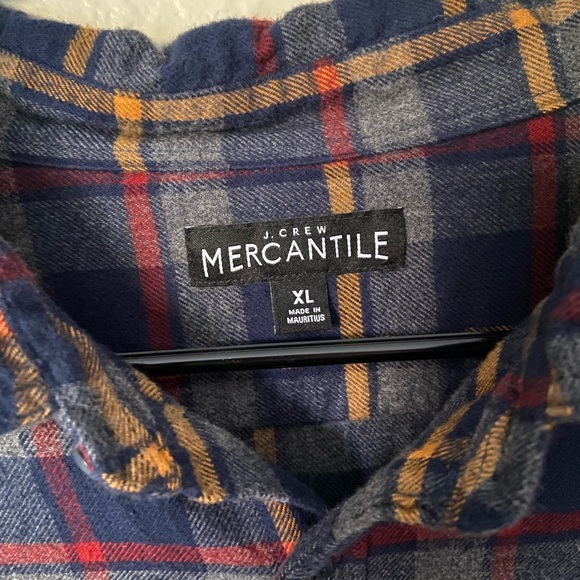 Men’s J.Crew flannel - Picture 3 of 7